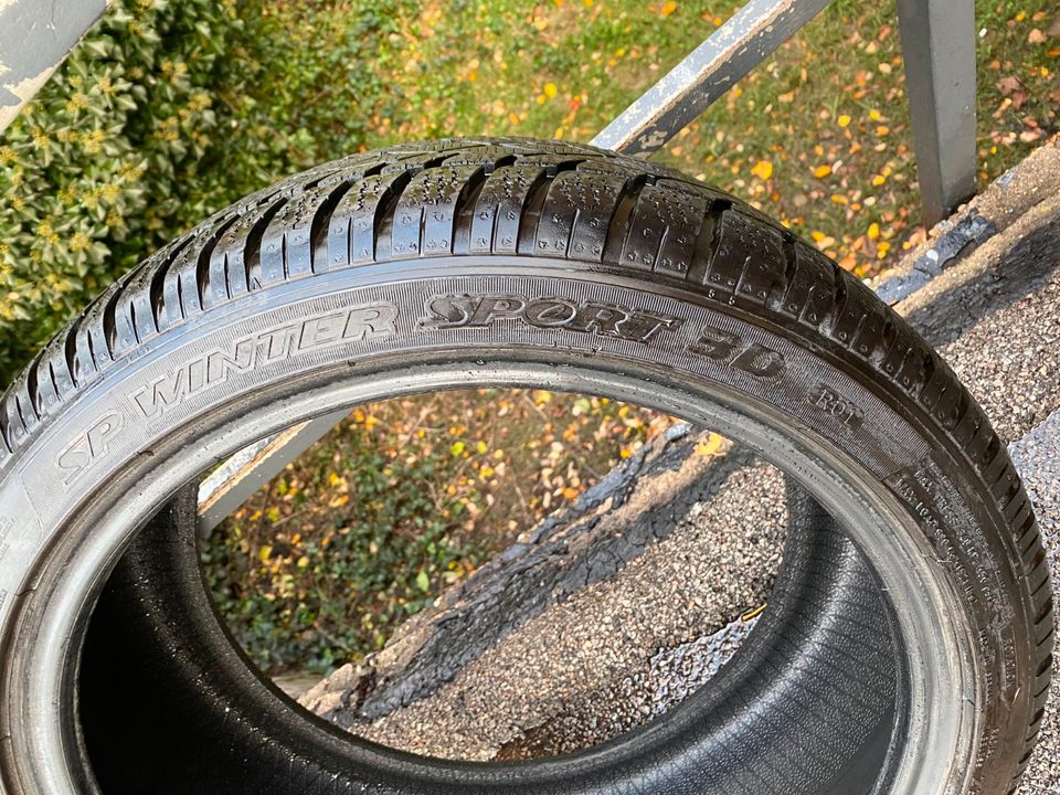 Winterreifen 2x Dunlop 235/40R18 95W 2x Pirelli 245/40R19 98V M+S in Schwelm