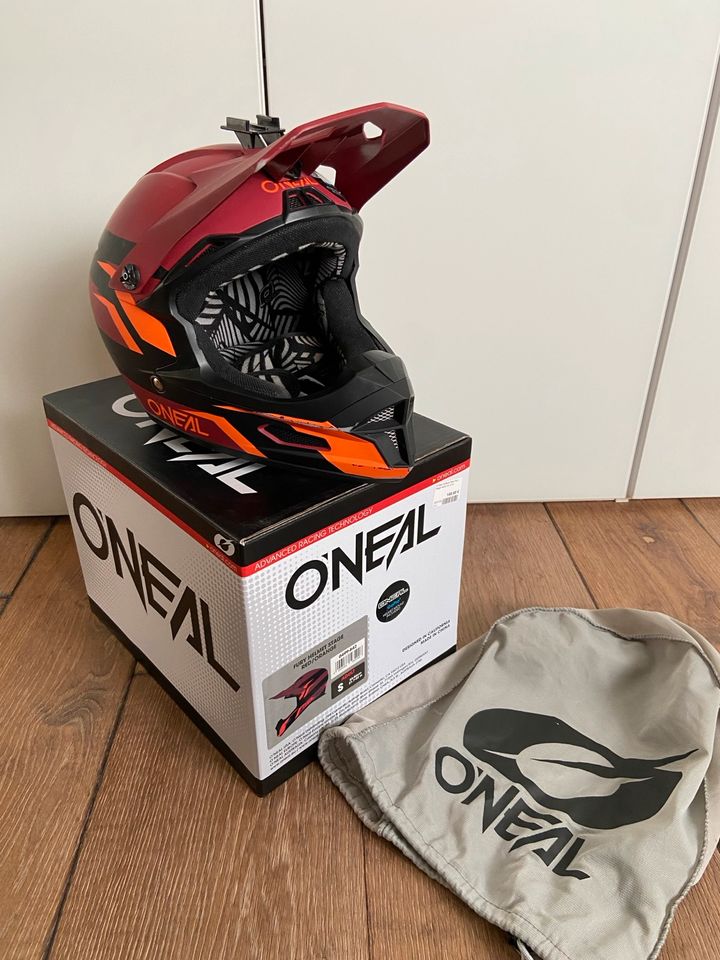 Oneal Fury Stage Helm (Adult/Erw. M) in Großmehring