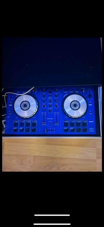 Pioneer DDJ SB DJ Controller mit Case in Meißen