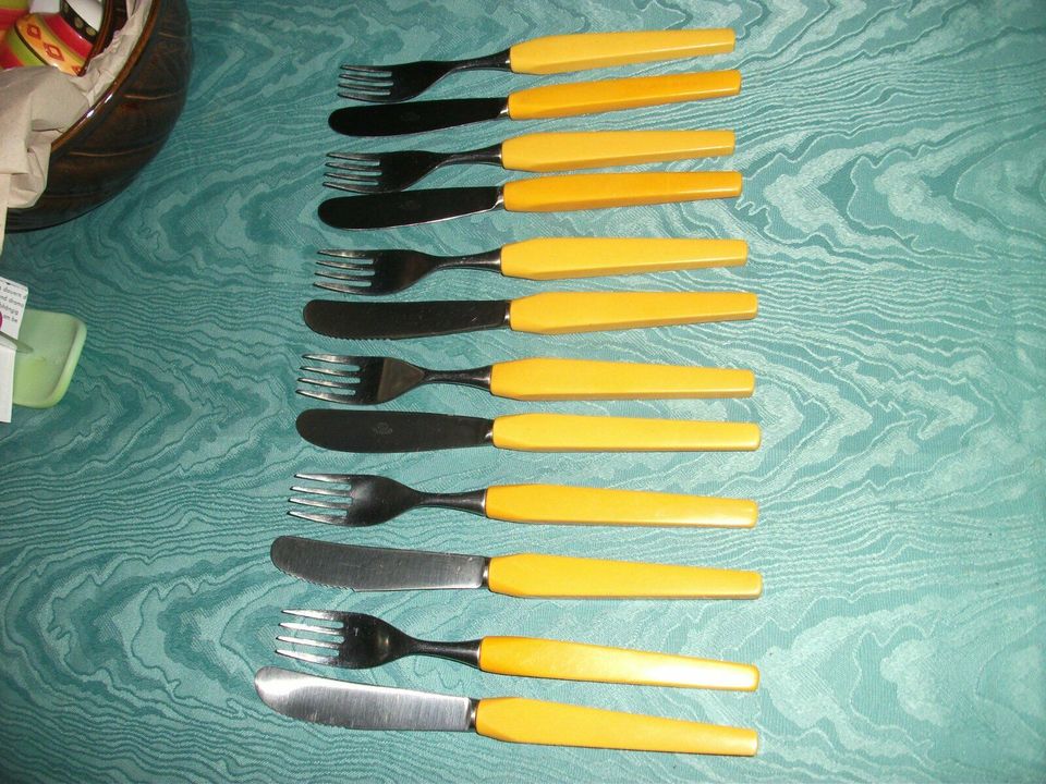 Besteck, Besteck - Set, 12 teilig, ( 6 x Messer, 6 x Gabel ) in Torgelow