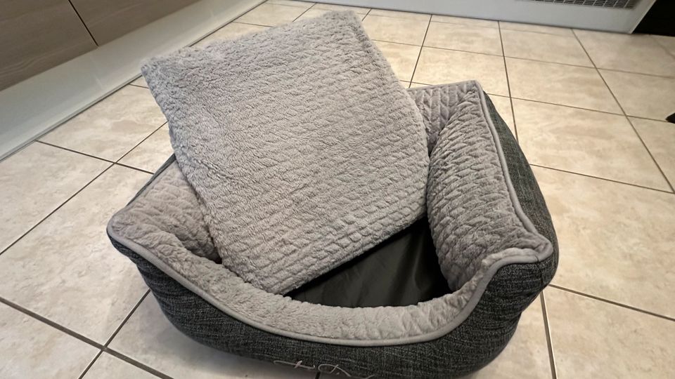 TrendPet VitaBed 60x50x25 Hundebett Körbchen in Darmstadt