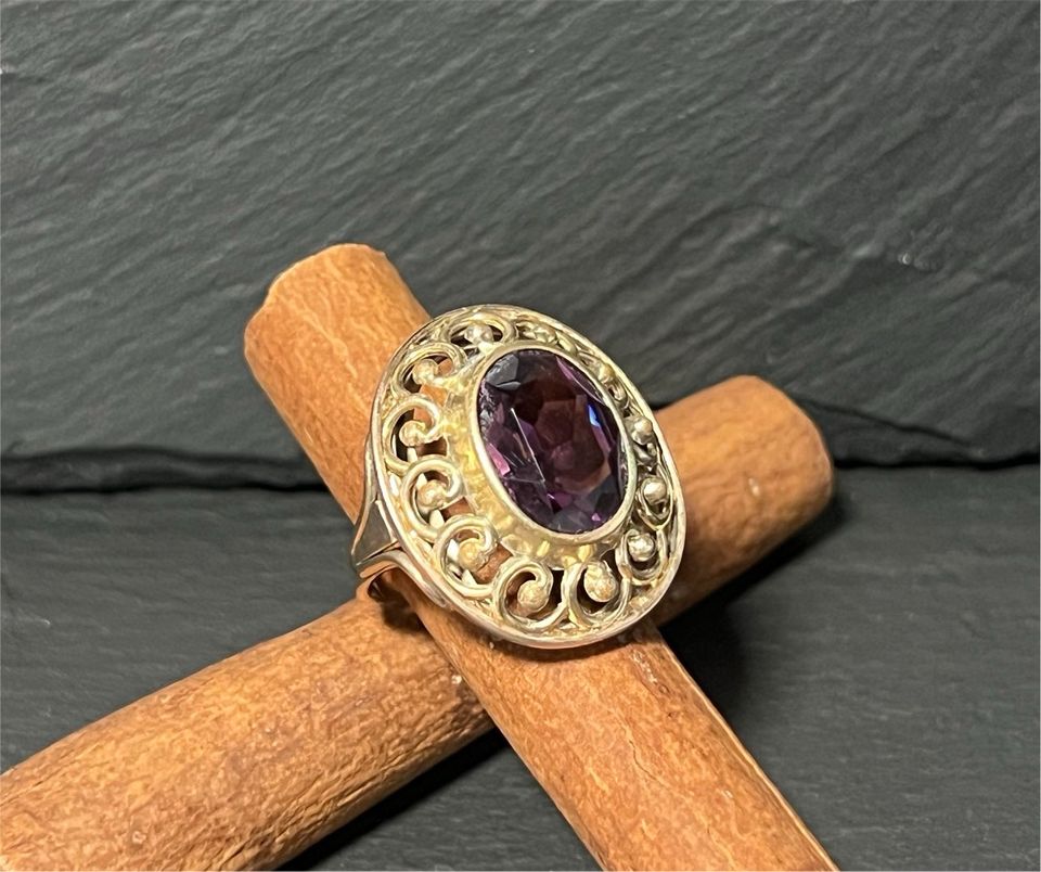 Ring 333 / (8ct.) Gelbgold / Goldring / Goldschmuck / S611 in Berlin