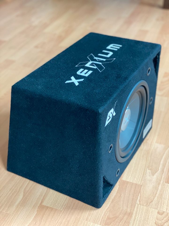 Subwoofer XENIUM XE BASSREFLEX Xenium XE250 Reflex in Düsseldorf