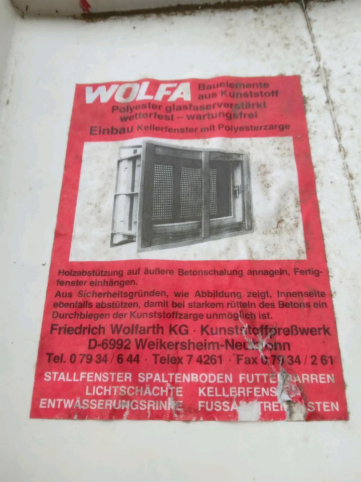 Wolfa Kunststoff Kellerfenster in Gerolzhofen