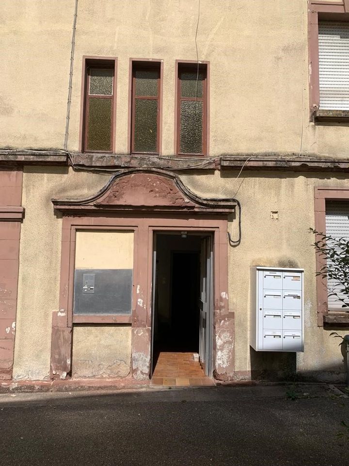 Wohnung im Erdgeschoss für Investoren in Petite-Rosselle/Frankreich in Saarbrücken