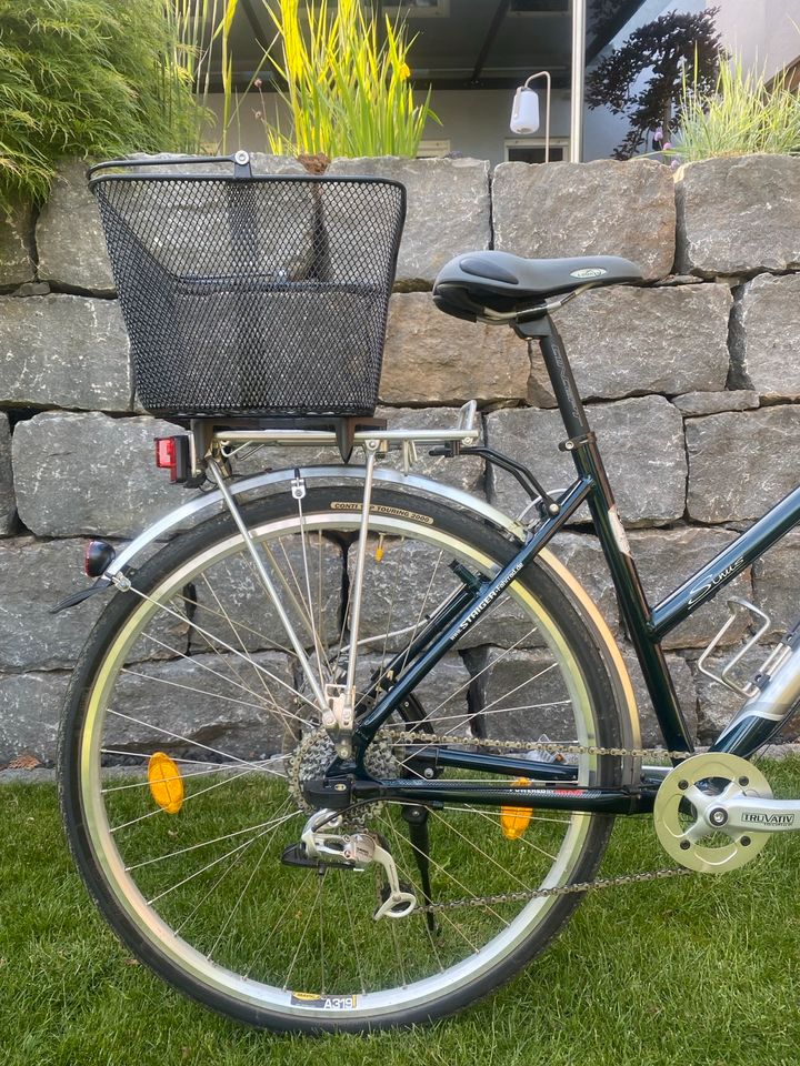 Damen Trekking-Fahrrad neuwertig 28“ in Niederwerrn