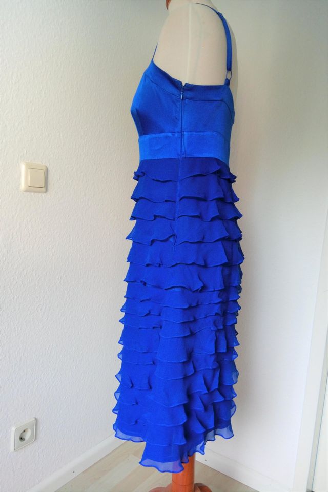 Kleid SEHR GUT Gr 40 Etuikleid Seide knielang Blau Tanzen Party in Freiburg im Breisgau