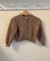 Zara Crop-Strickjacke Taupe Gr. 130 128/134 Niedersachsen - Seelze Vorschau