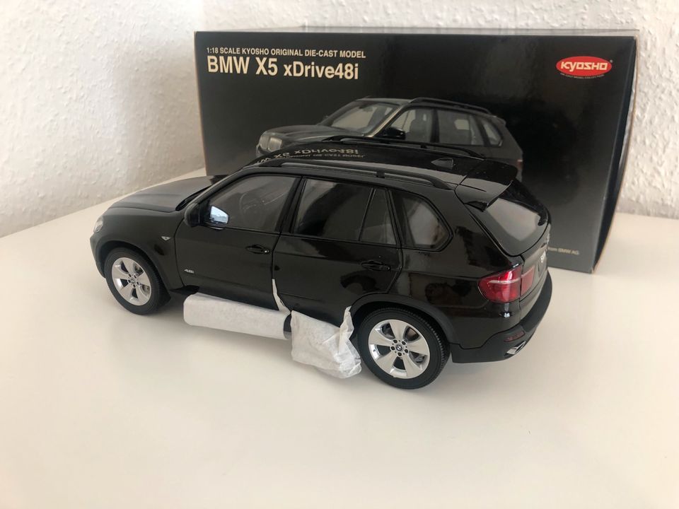 Kyosho  BMW X5 xDrive48i 1:18 OVP RARITÄT in Essen