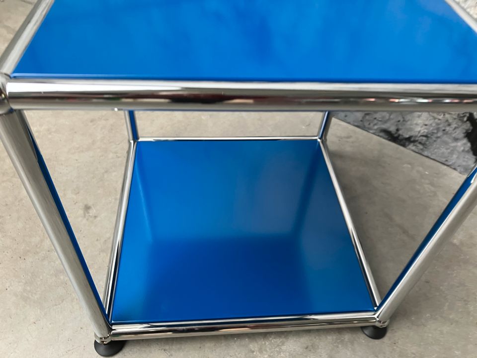 USM Haller Tisch Beistelltisch Couchtisch Enzianblau Blau 35 x 35 in Stuttgart