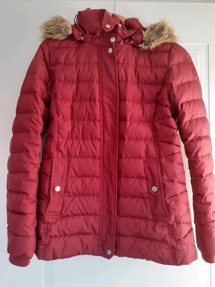 Tommy Hilfiger Winterjacke Gr. S Neu in Bodenkirchen