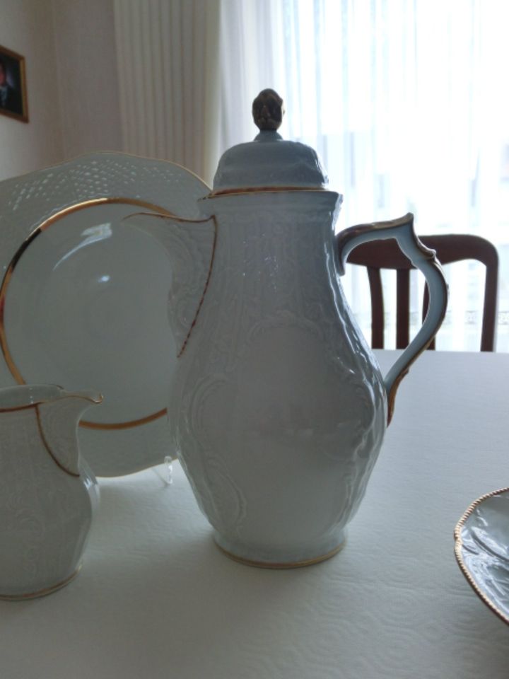 Rosenthal Kaffeeservice Sanssouci mit Goldrand Altserie in Baar-Ebenhausen