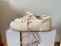 Superga 2750 Cotu Classic Ecru 37 wie neu sneaker Friedrichshain-Kreuzberg - Kreuzberg Vorschau
