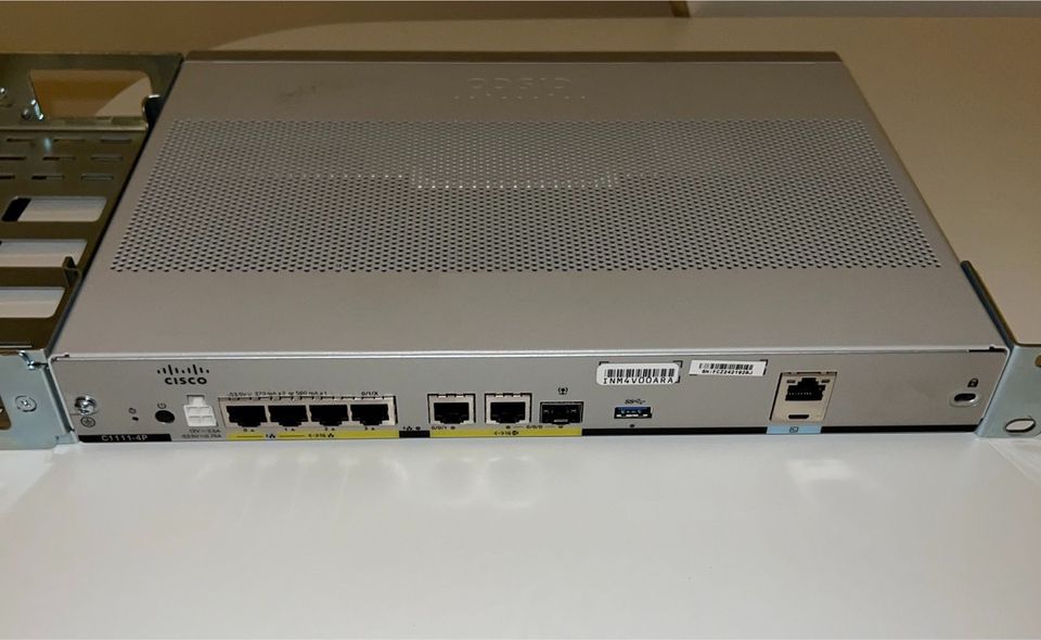 Cisco ISR1100 in Duisburg