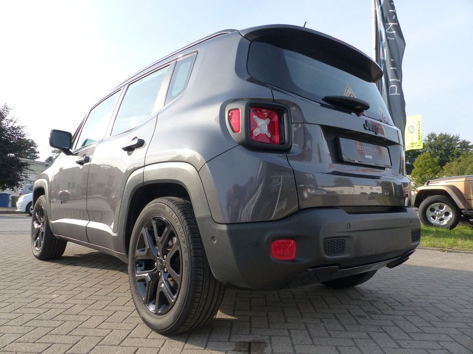 Jeep Renegade MY17 Limited 1.4l MAir Night Eagle Navi in Neumünster
