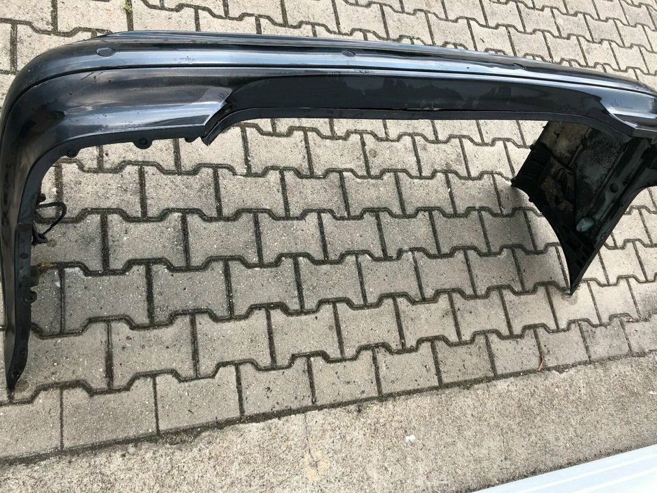 Mercedes CLK W208 Cabrio Stoßstange mit PDC 189 Smaragdschwarz in Mühlheim am Main