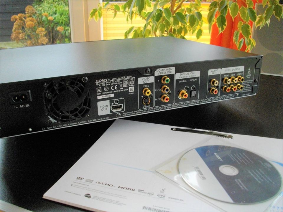 Sony BDP-S 300 Bluray Player in Tangstedt 