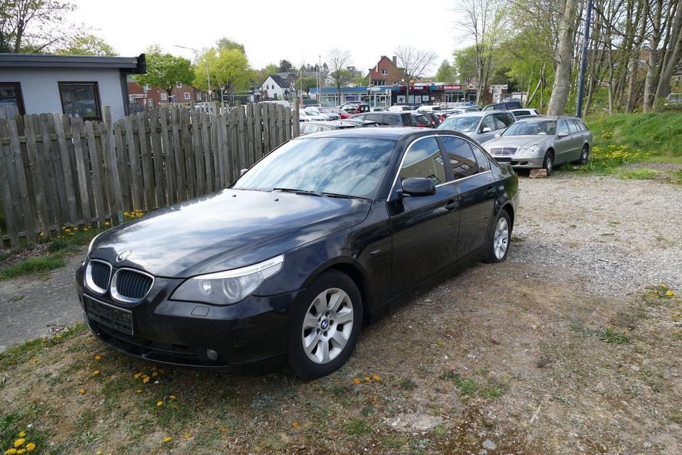 BMW 530d Limousine Leder Schiebedach Lagerschaden in Flensburg