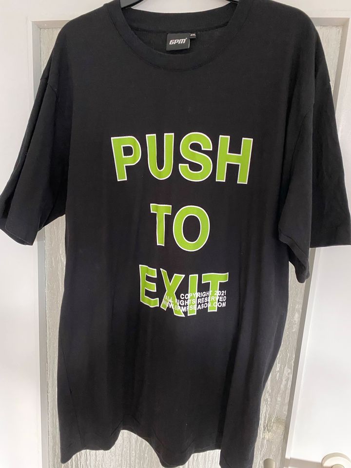 Original 6PM  T Shirt  PUSH TO EXIT in Berlin