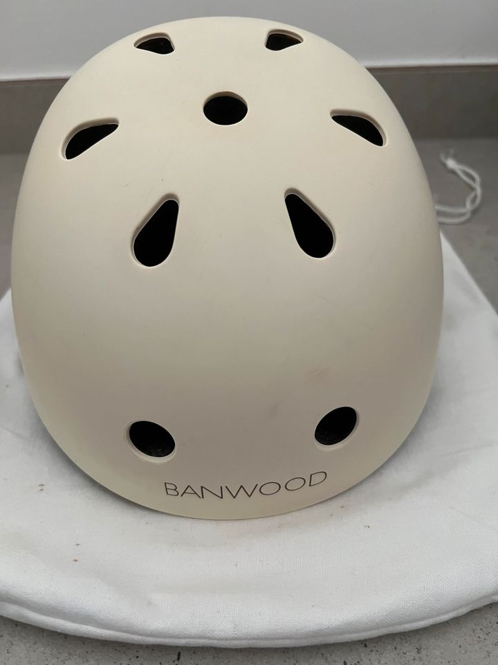 Laufrad Banwood Cream inkl. Helm in Leverkusen