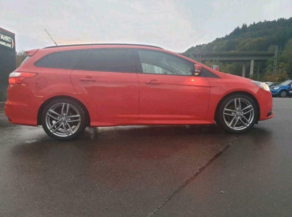 Ford Mondeo 5x108 Winterreifen Felgen 19 Zoll Focus ST RS DYB in Hattingen