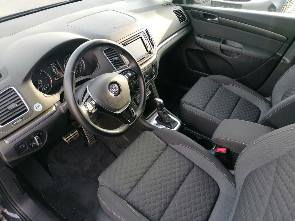 Volkswagen Sharan 2.0 TDI DSG Join*Xenon*Navi*ACC* in Fürstenzell