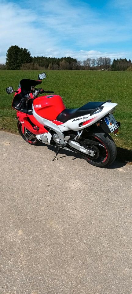 Yamaha YZF 600 in Welden