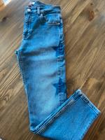 ❤️ Tommy Hilfiger ❤️ Jeans Jeanshose Hose Gr 29 / 32 Gr M Bayern - Partenstein Vorschau