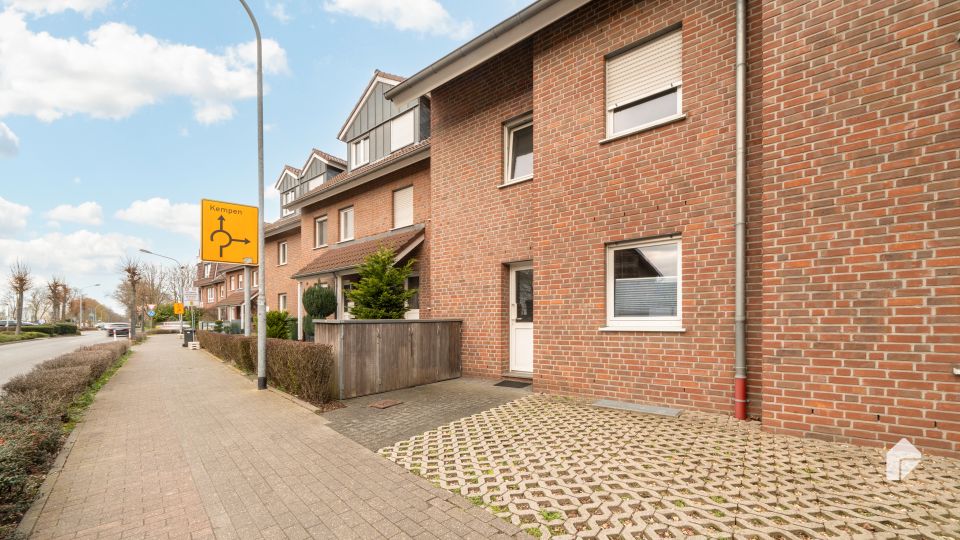 Moderne Maisonette-Wohnung mit Balkon und Tiefgaragenstellplatz in Tönisvorst in Tönisvorst