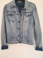 DAMEN JEANSJACKE MIT USED WASCHUNG NEU MIT ETIKETT Bayern - Freilassing Vorschau