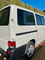 Vw T4 Rücklicht links rot schwarz Sachsen-Anhalt - Köthen (Anhalt) Vorschau