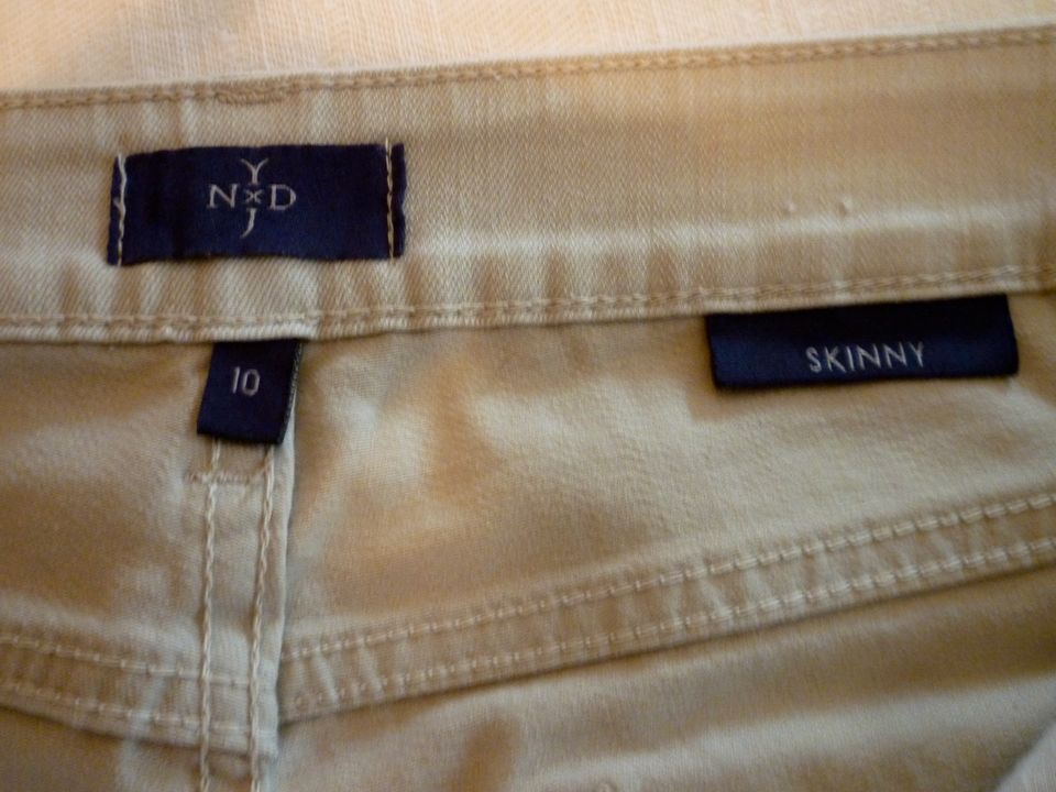 NYDJ Hose JEANS Gr. 40 / US10 beige - NEU in Sindelfingen