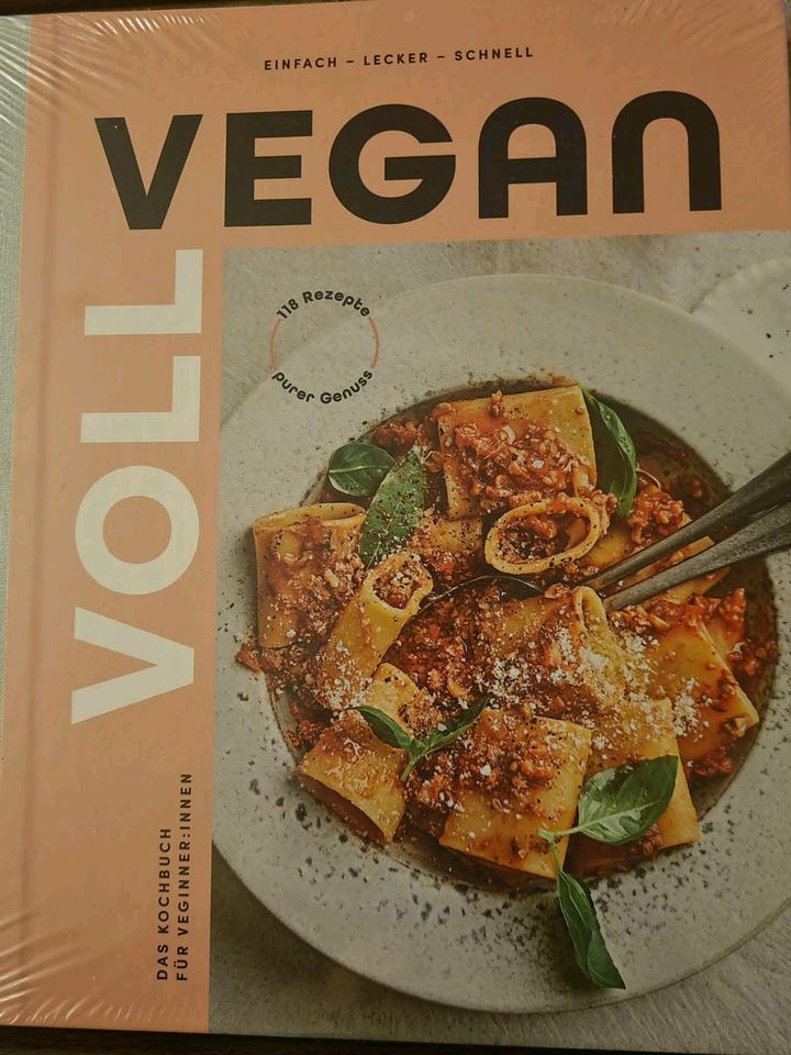 "Voll Vegan" Kochbuch neu in Braunschweig