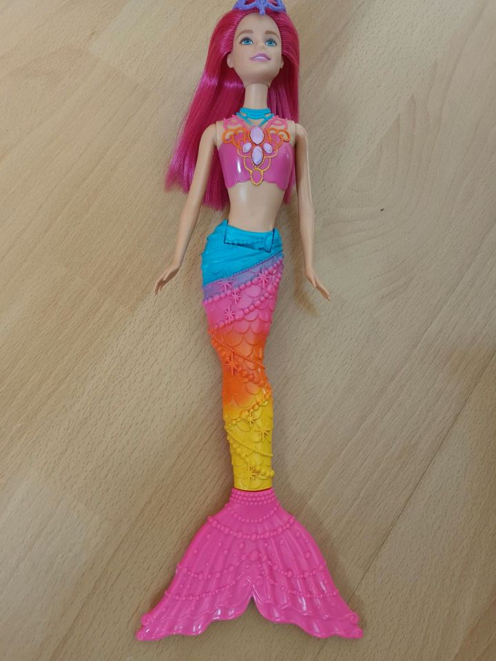 Barbie Mattel DHM47 Puppe Regenbogen Meerjungfrau in Köln