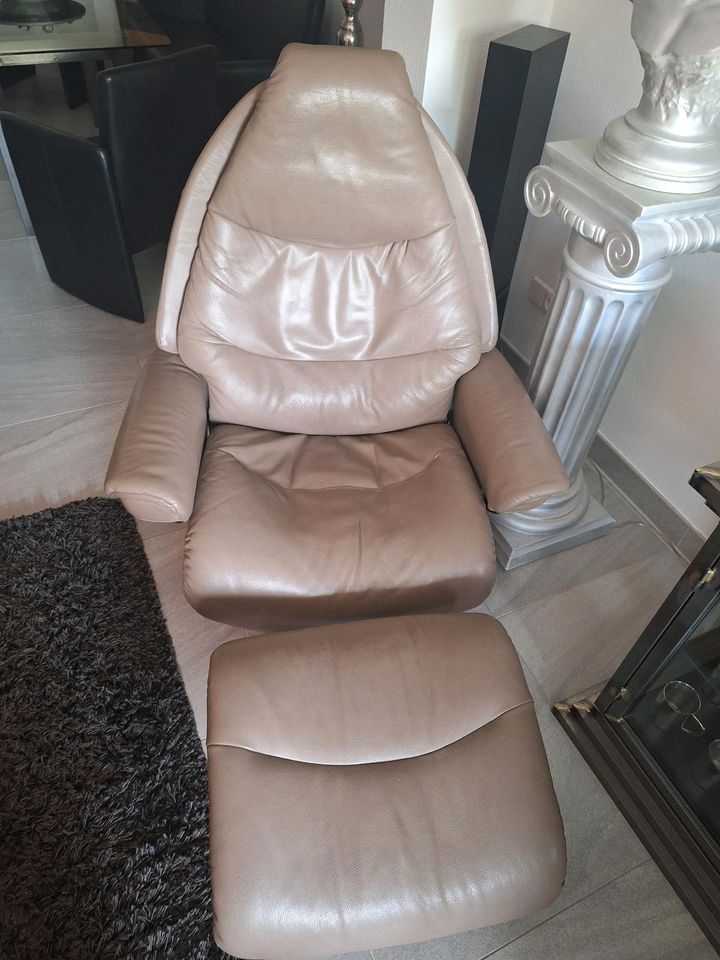 Stressless Sessel Voyager L mit Hocker in Rödermark