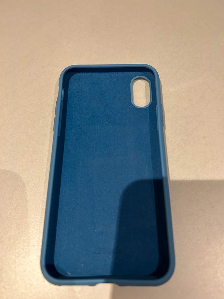 Handyhülle und Panzerglas für iPhone XR in Pfalzgrafenweiler