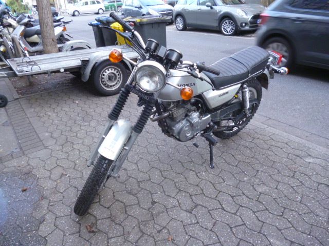 Honda CL 250 in Düsseldorf