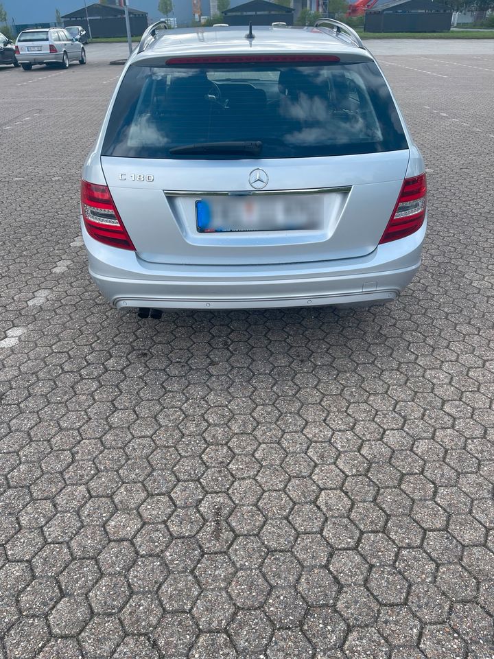 Mercedes C 180 Automatik 7G 123000km in Varel