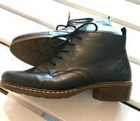 Rieker Stiefelette blau mit Warmfutter Größe 39 Neuwertig Nordrhein-Westfalen - Troisdorf Vorschau