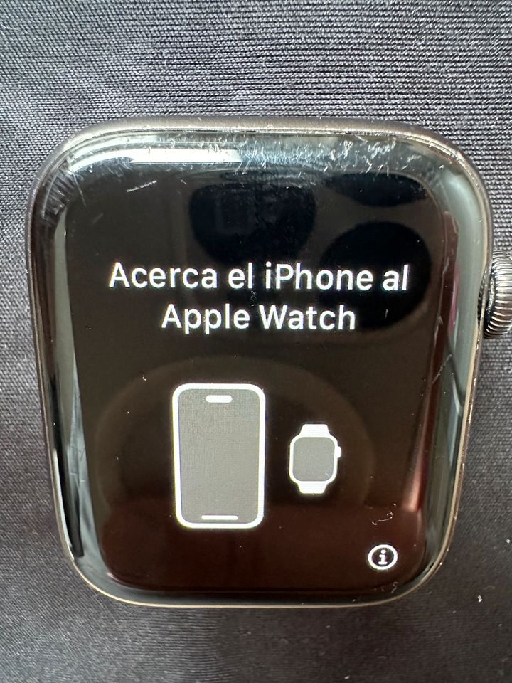 Apple Watch Series 5 - 44mm - Alu Space Gray - Cellular in Tappenbeck