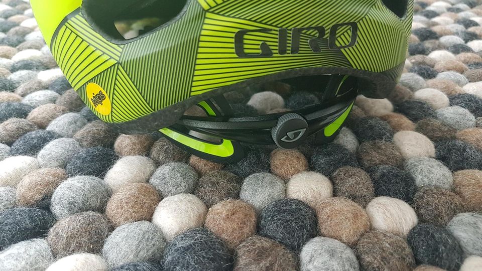 Giro Fahradhelm MIPS Gr. 55-59 Farbe: Gelb ( Sehr guter Zustand ) in Weinstadt