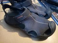 tausche Crocs Gr 45-46 gegen ähnliche gut erhaltene Schuhe Gr 40 Niedersachsen - Osnabrück Vorschau