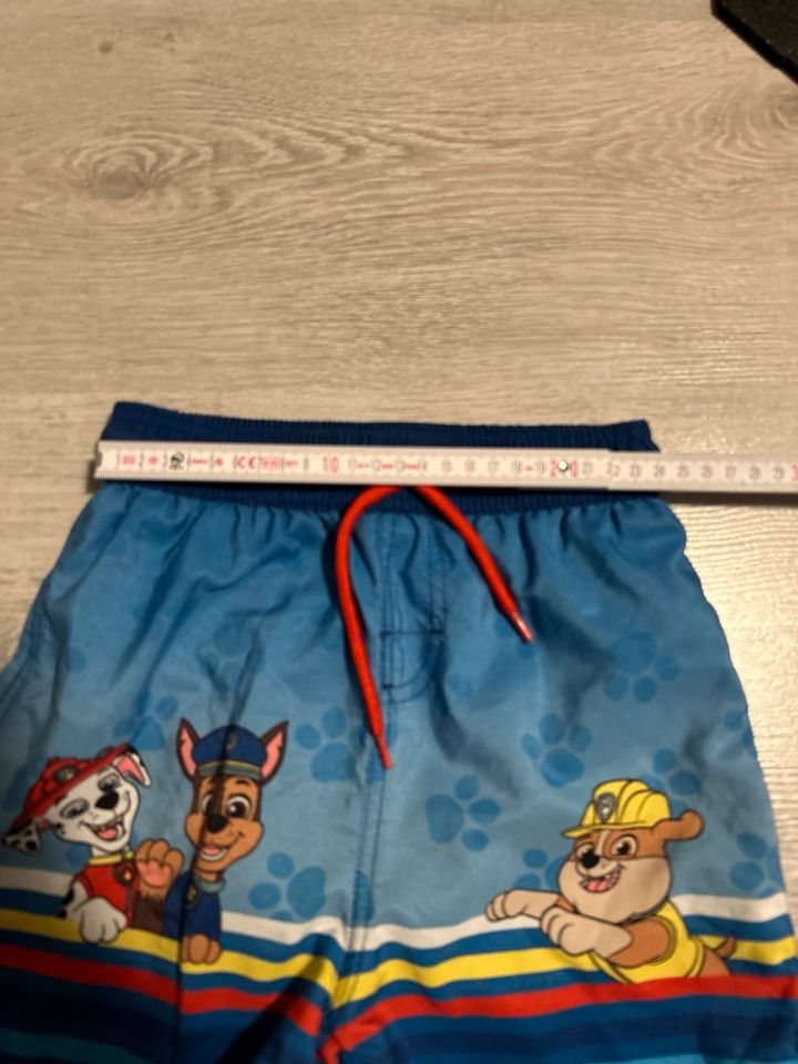 Paw Patrol Badeshorts Gr. 110/116 in Mettingen