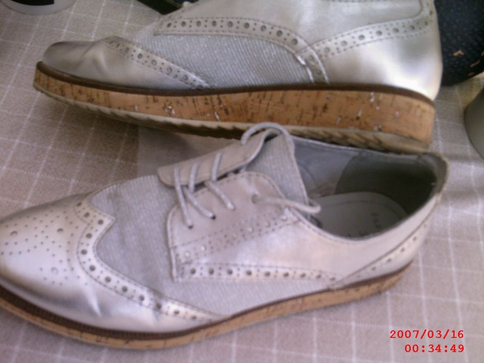 Marco Tozzi Dandy Halbschuh silber Gr 38 in Schwalbach