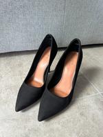 Asos Pumps High Heels Schwarz Spitz 40 Baden-Württemberg - Karlsruhe Vorschau