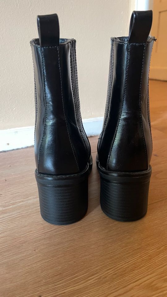 Stiefeletten | Schwarze Stiefel | 38 in Köln