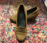 TOMMY HILFIGER 38 HIGH HEELS LOAFER PUMPS BLOCKABSATZ WILDLEDER Dortmund - Holzen Vorschau