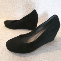 Tamaris Plateau-Pumps Wildleder schwarz Gr. 38 Absatz 8cm Berlin - Schöneberg Vorschau