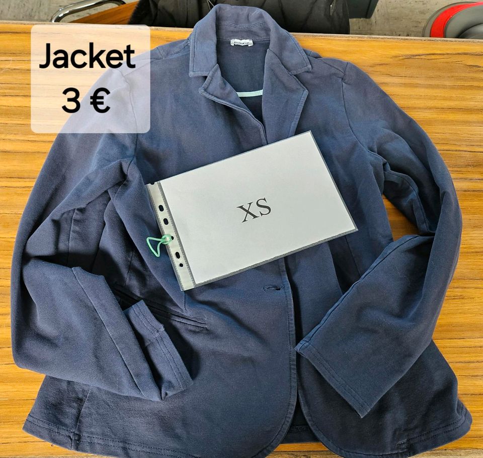 Kleiderpaket Mädchen XS in Mettlach