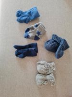 Neugeborene Socken und strick Muster Schuhe Bayern - Moorenweis Vorschau